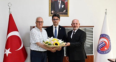 Eğitim Fakültesi’nde devir teslim töreni