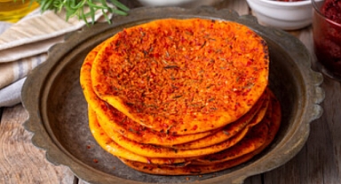Hatay usulü biberli zahterli ekmek