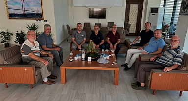 Lapseki İslam Eserleri Derneği'ndan Başkan Öztürk'e ziyaret