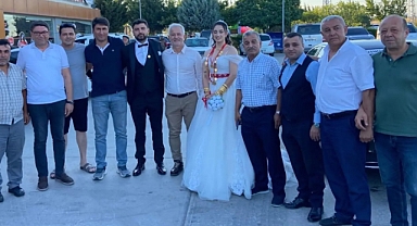 Milletvekili Güneşhan çiftlerin mutluluğuna ortak oldu