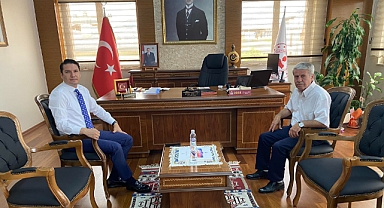 Şehit babası Ceylan'dan Kaymakam Göktaş'a ziyaret