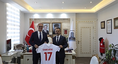 Uğur Kılıçtan Vali Aktaş'a ziyaret