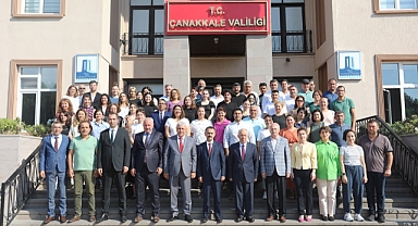 Vali Aktaş personellerle vedalaştı