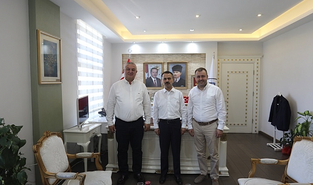 Vali Aktaş ziyaretçilerini ağırladı