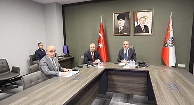 Vali Toraman İl Emniyet Müdürlüğünü ziyaret etti