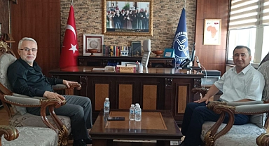 Ali Ömüt'ten iade-i ziyaret