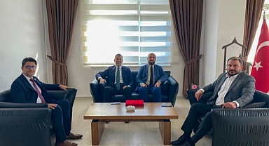 Başhekim Pek ziyaretçilerini ağırladı