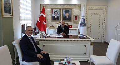 Başkan Uysal'dan Vali Toraman'a ziyaret
