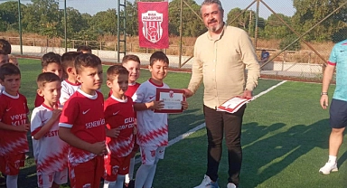 Biga Adaspor Yaz Futbol Okulu kapanış töreni düzenlendi