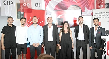 CHP Gelibolu İlçe Gençlik Kolları yeni yönetimini seçti