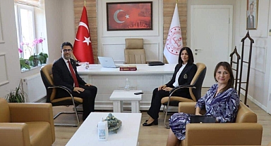Erenoğlu’nda Mine Hayta’ya hayırlı olsun ziyareti