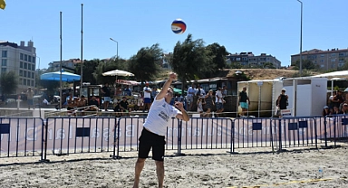Gelibolu’da Plaj Voleybolu Festivalinde ilk iki gün