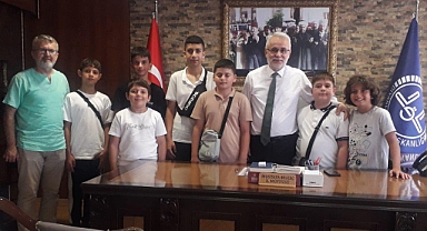 Mustafa Bilgiç'in İstanbul’dan ziyaretçileri