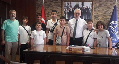 Mustafa Bilgiç'in İstanbul’dan ziyaretçileri