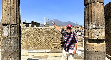 Prof. Dr. Doğan Perinçek Pompei Antik Kenti’nde