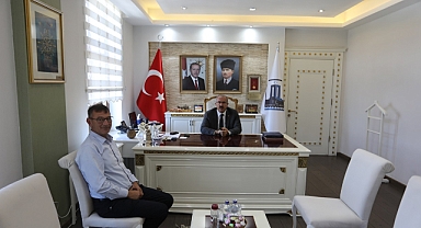 Vali Toraman ziyaretçilerini ağırladı