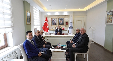 Valilikte haftalık değerlendirme toplantısı