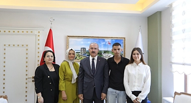 Ahilik Haftası’nda esnaf heyetinden Vali Toraman’a ziyaret