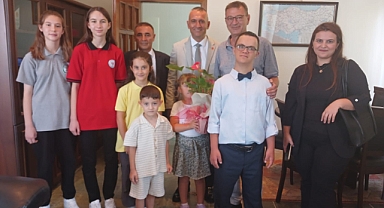 Başkan Acar öğrencileri ağırladı