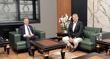 Başkan Ertuğrul'dan Müdür Kurt'a hayırlı olsun ziyareti