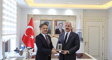 Bekir Çelen’den Vali Toraman’a veda ziyareti