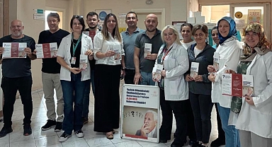 Biga’da Alzheimer farkındalığı için bilgilendirme standı