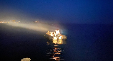 Çanakkale açıklarında 19 düzensiz göçmen kurtarıldı