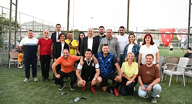 Çanakkale Belediyesi Futbol Turnuvası'nda kupa sahiplerini buldu
