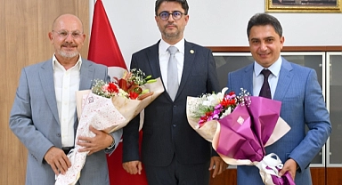ÇOMÜ'de dekanlık devir teslim töreni