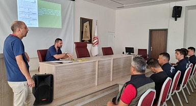 Eceabat’ta belgesiz ve kaçak hayvan hareketleri eğitimi düzenlendi