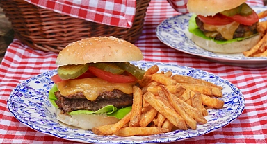 Ev Yapımı Hamburger: Lezzetin ve sağlığın buluştuğu tarif