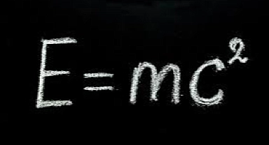 Görecelik Teorisi: Albert Einstein’ın özel ve genel görelilik yaklaşımları