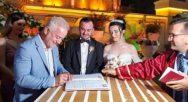 Güneşhan, nikah şahidi oldu