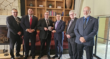 Kanada heyeti, Alan Başkanı Kaşdemir'i ziyaret etti
