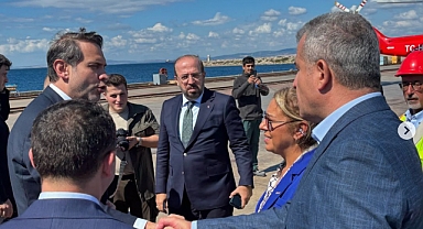 Türkiye'nin İlk Doğalgaz Yüzer Üretim Platformu Biga'da karşılandı