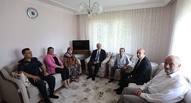 Vali Toraman’dan şehit ailesine ziyaret