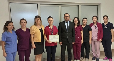 Yeni doğan yoğun bakım ünitesi çalışanlarına teşekkür belgesi