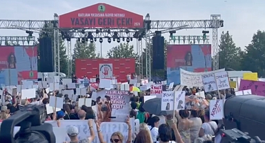 Yenikapı'da katliam yasasına protesto!