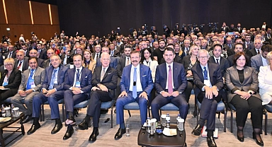 Başkan Abdullah Deniz, Dünya Odalar Federasyonu Avrupa ve Asya Zirvesi'nde