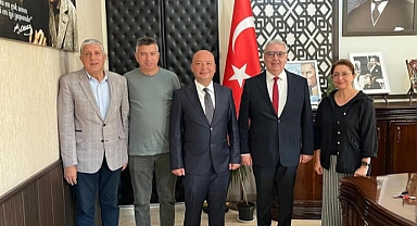 Başkan Atılgan ziyaretçilerini ağırladı