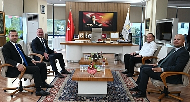 Başkan Öztürk'ten Bursa Belediyesi'ne ziyaret