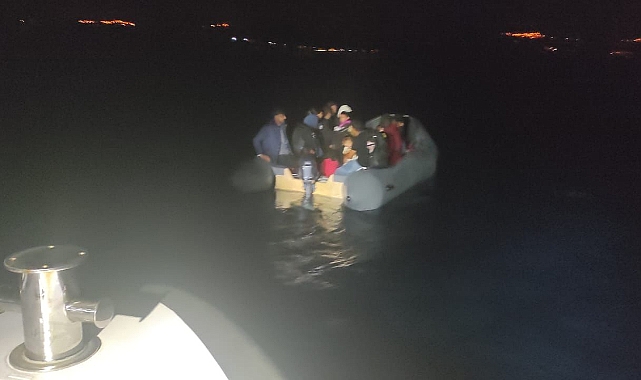 Çanakkale açıklarında 18 düzensiz göçmen yakalandı
