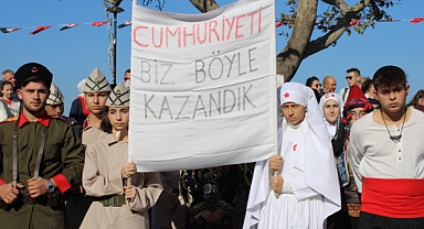 Çanakkale'de 29 Ekim Cumhuriyet Bayramı coşkuyla kutlandı