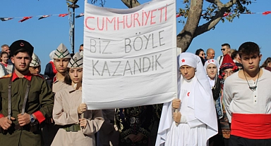 Çanakkale'de 29 Ekim Cumhuriyet Bayramı coşkuyla kutlandı