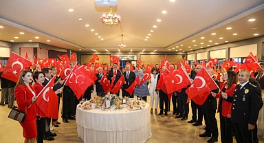 Çanakkale'de 29 Ekim Cumhuriyet Bayramı Kabul Töreni