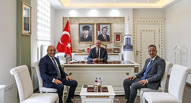 Çanakkale'de Ziraat Bankası yöneticilerinden Vali Toraman'a Ziyaret