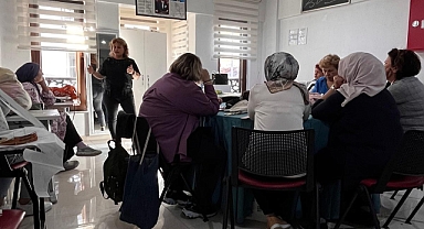 Çanakkale İş Kulübü’nden Roman Vatandaşlara İş Arama Eğitimi