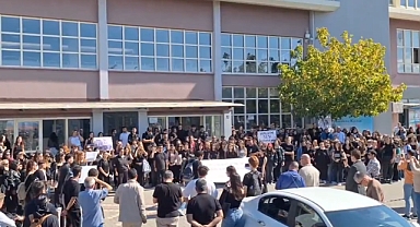 ÇOMÜ öğrencileri kadın cinayetlerini protesto etti