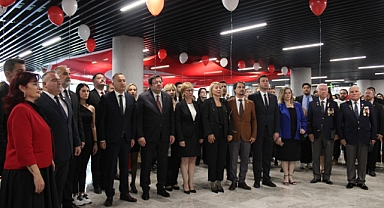 Cumhuriyet Balosu göz kamaştırdı