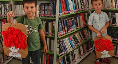 Eceabat İlçe Halk Kütüphanesi'nde etkileşimli kitap okuma etkinliği